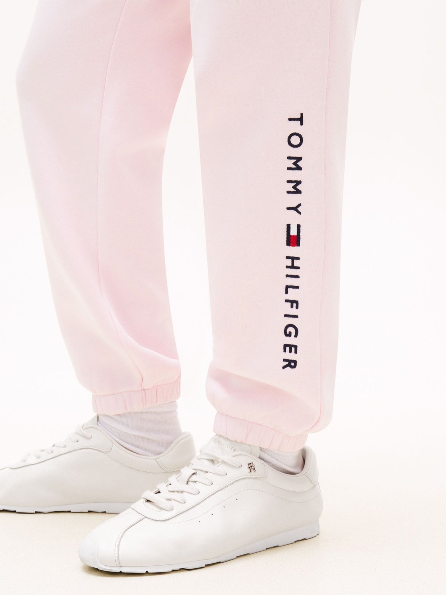 Tommy Hilfiger Embroidered Tommy Logo Sweatpant