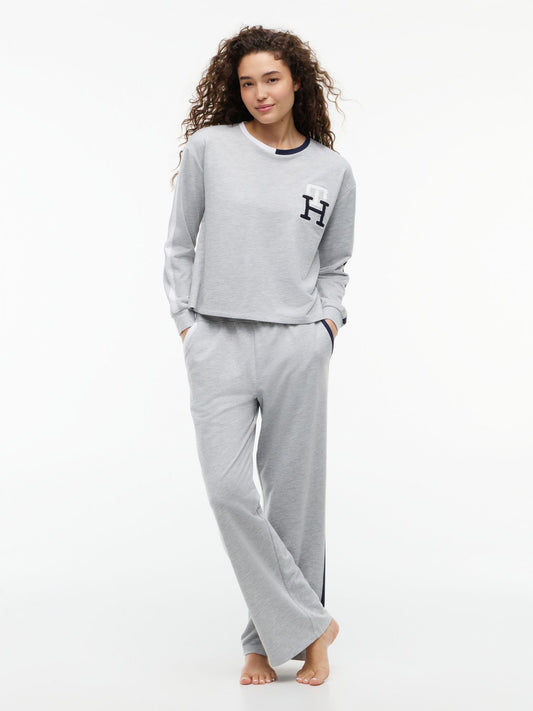 Tommy Hilfiger Cropped Pullover & Pant Sleep Set