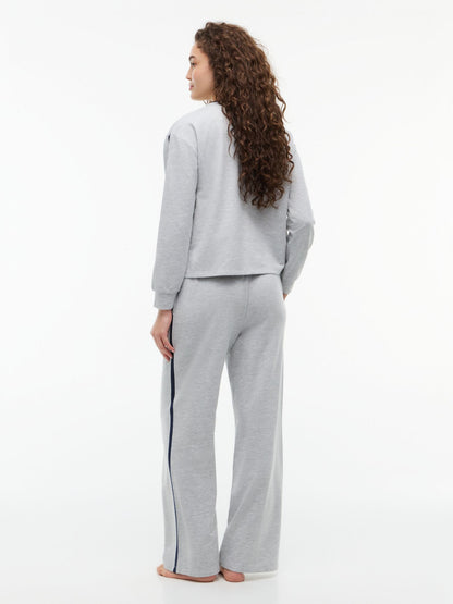 Tommy Hilfiger Cropped Pullover & Pant Sleep Set