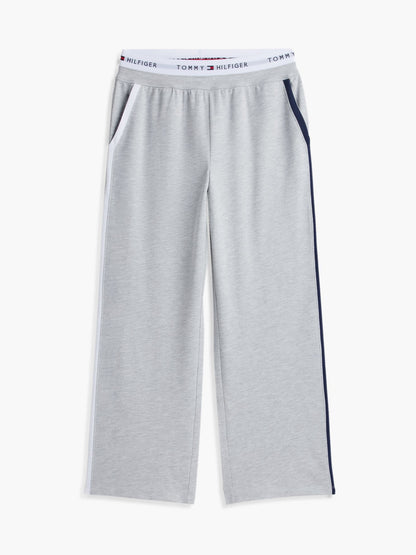 Tommy Hilfiger Cropped Pullover & Pant Sleep Set