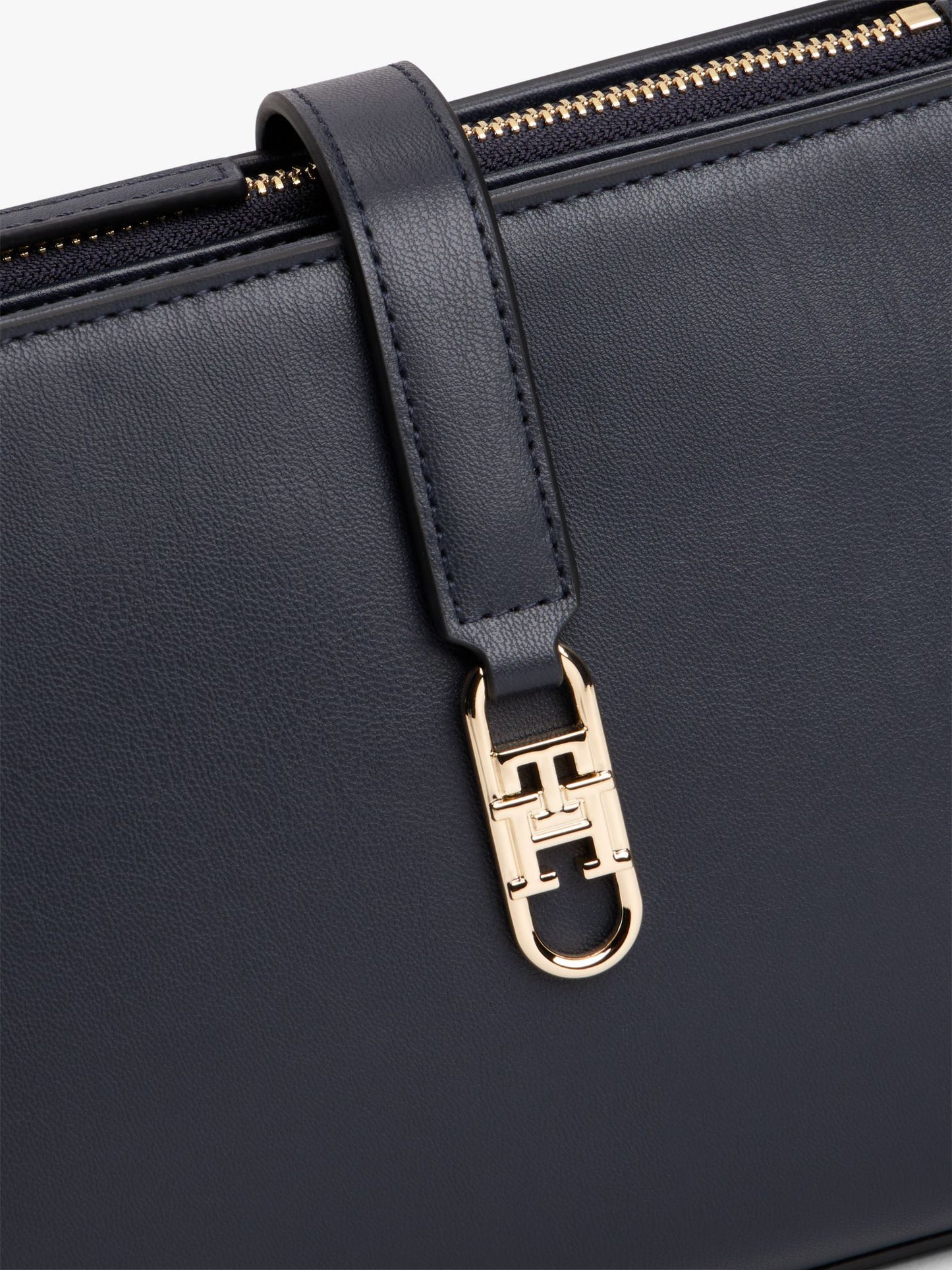 Tommy Hilfiger Polished Monogram Shoulder Bag
