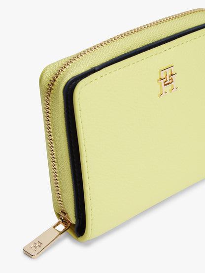 Tommy Hilfiger Monogram Logo Zip Wallet